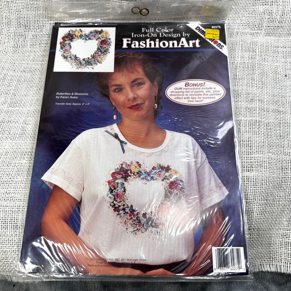 1995 Dimensions NOS FashionArt Iron On Transfer Butterflies Blossoms 80275 Vtg